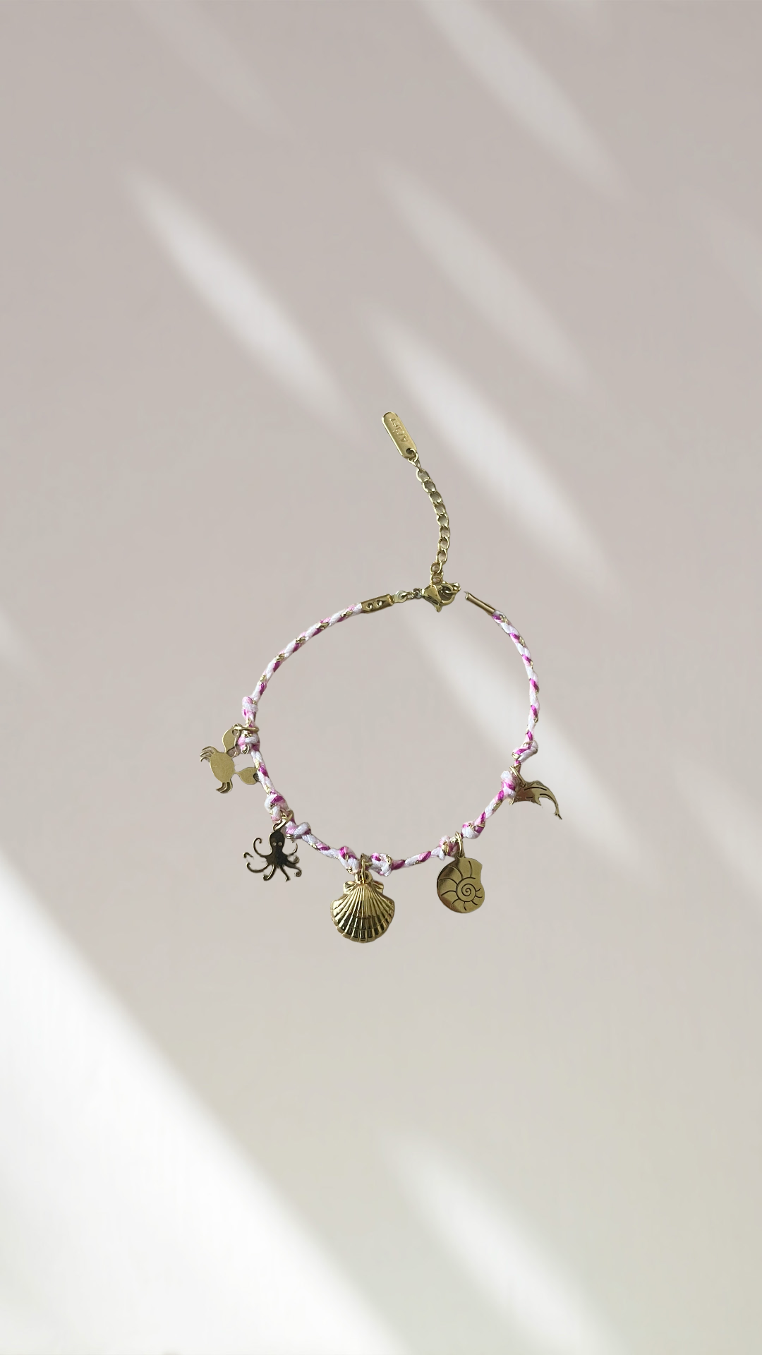 Bracelet charm’s rose