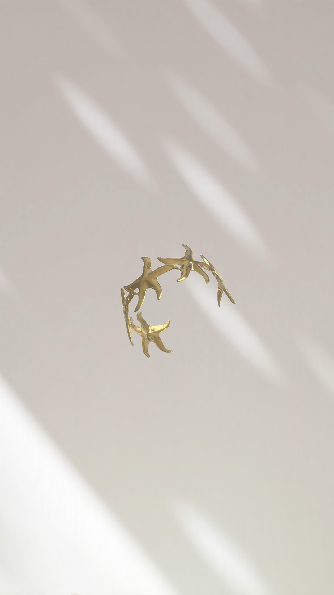 Bracelet manchette étoiles lisses