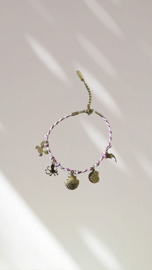 Bracelet charm’s violet